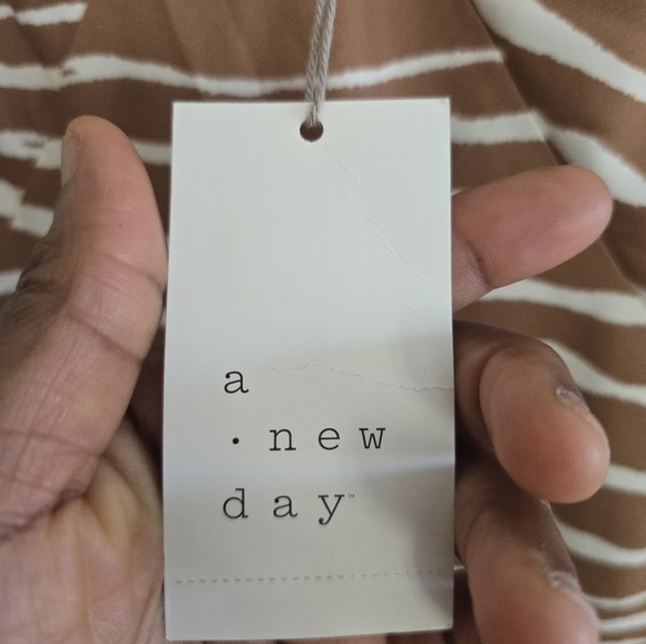 A New Day Slip Dress Women Beige Zebra Print Sz L Babydoll Minimalist New - Picture 14 of 15